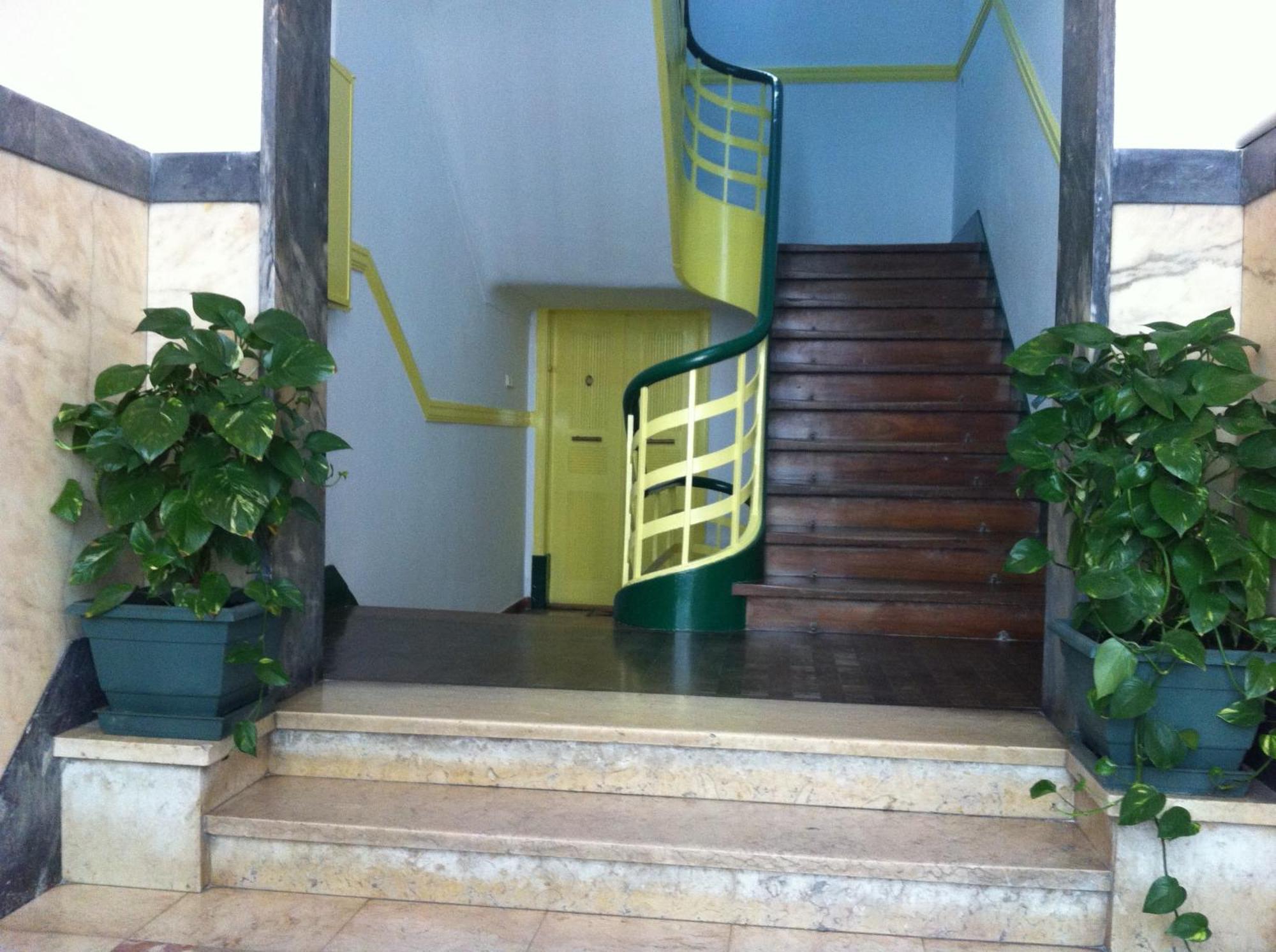 Hotel Residencial Valentina Lissabon Exterior foto Entrance to the museum